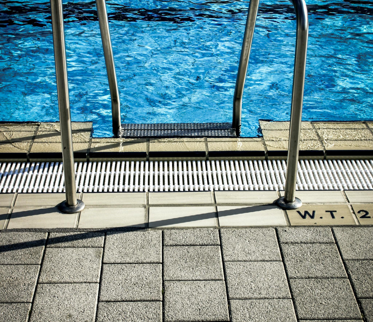 Benefits of Using High-Quality Pool Vacuum Bags