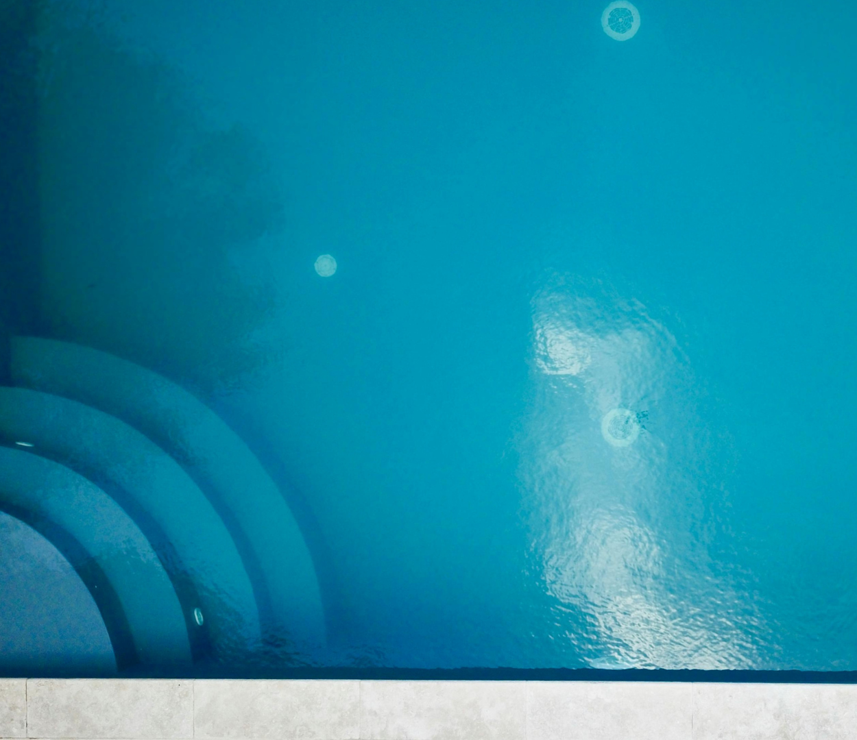 Unveiling the Secret to a Spotless Pool: The Marvel of Advanced Vacuum Bag Technology