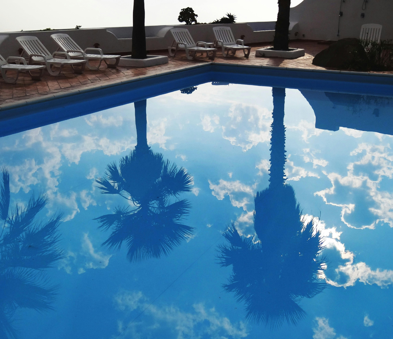 The Essential Guide to Pool Vacuum Debris Bags for Every Pool Technician